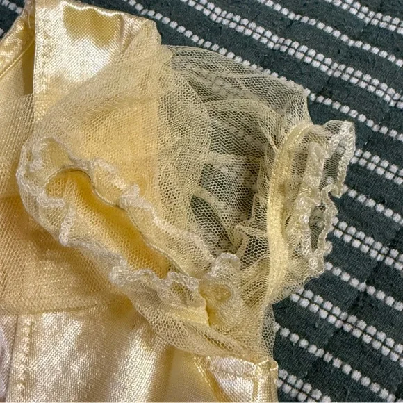 Disney Belle Princess Nightgown 4T EUC - Picture 10 of 10